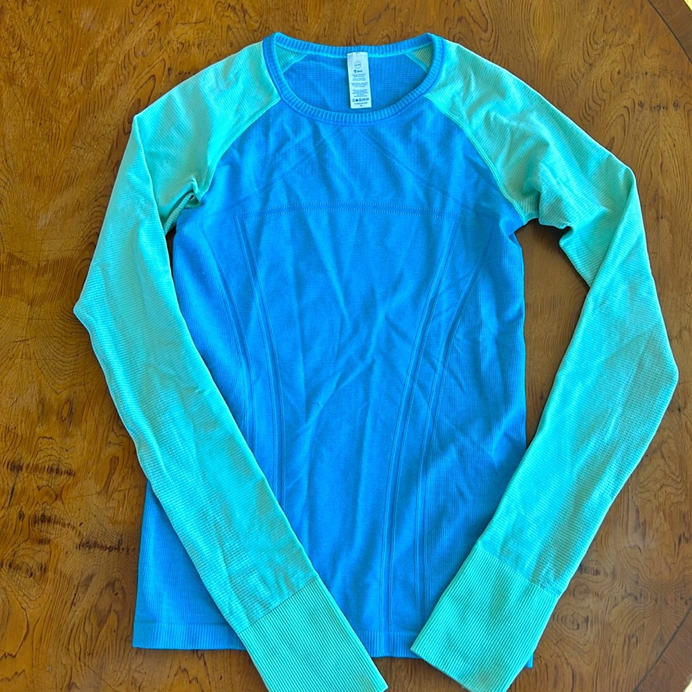 Ivivva long sleeve